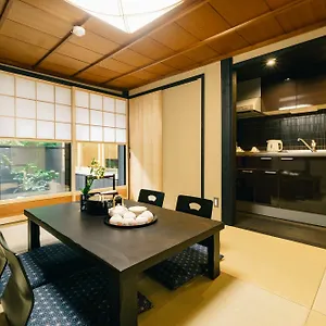 Miro Sanjo Umemiyacho Tei Japan